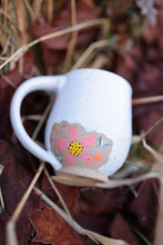 Load image into Gallery viewer, Flower Power Mug